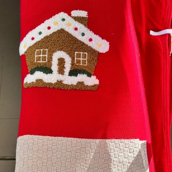 Jingles & Joy Decorative Throw - Picture 3 of 4